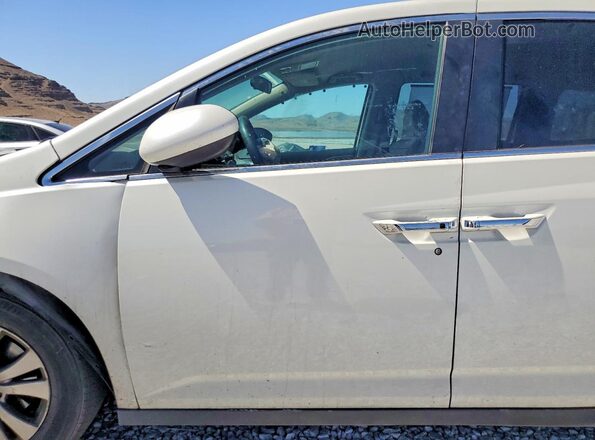 5FNRL5H48HB006564 2017 HONDA ODYSSEY White წინა სალონის ხედი