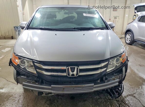 5FNRL5H4XHB006064 2017 HONDA ODYSSEY Silver Դիմացի տեսք
