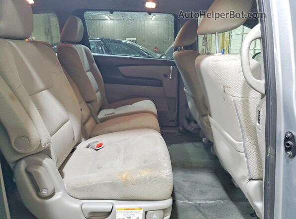 5FNRL5H4XHB006064 2017 HONDA ODYSSEY Silver Սալոնի հետևի տեսք