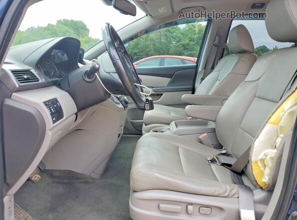 5FNRL5H60HB012604 2017 HONDA ODYSSEY Blue Front interior view