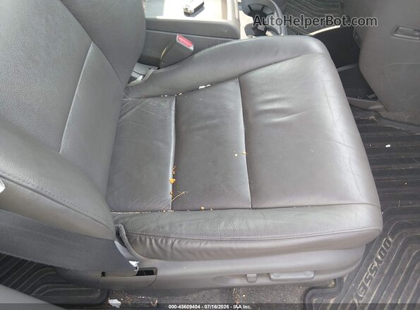 5FNRL5H62GB160106 2016 HONDA ODYSSEY White Вид салону спереду