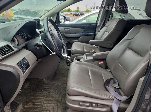 5FNRL5H63GB020436 2016 HONDA ODYSSEY Silver Front interior view