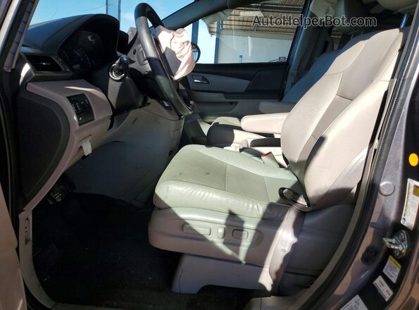 5FNRL5H63HB022186 2017 HONDA ODYSSEY Gray Front interior view