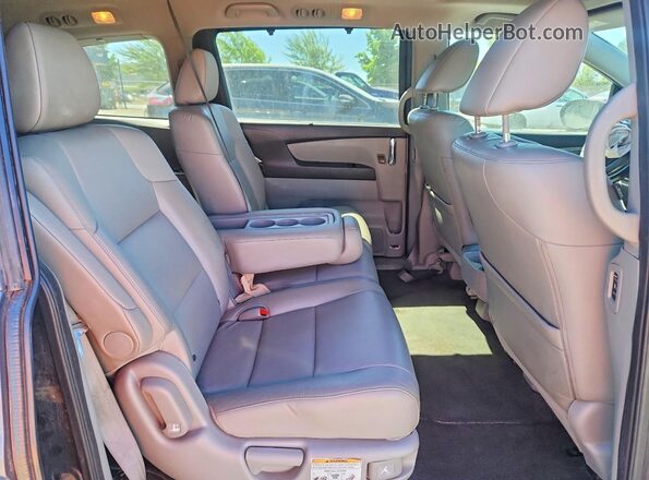5FNRL5H65GB100840 2016 HONDA ODYSSEY Gray Vista interior trasera