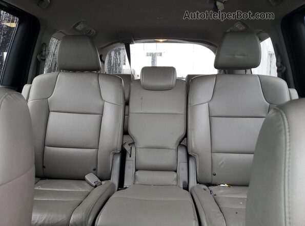 5FNRL5H66GB063121 2016 HONDA ODYSSEY Серый Вид задних сидений