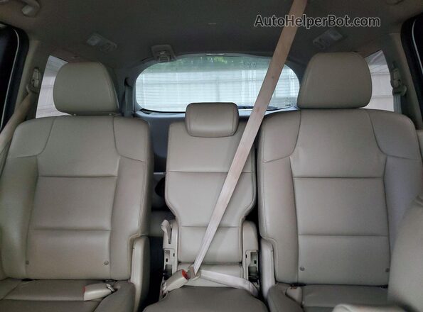 5FNRL5H69GB082651 2016 HONDA ODYSSEY White Հետևի նստատեղերի տեսք