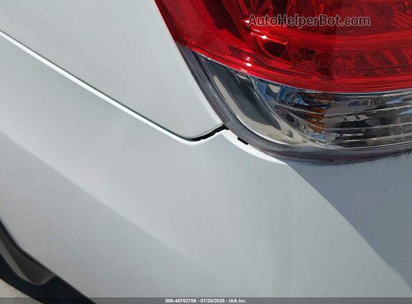5FNRL5H6XGB074929 2016 HONDA ODYSSEY White Front view