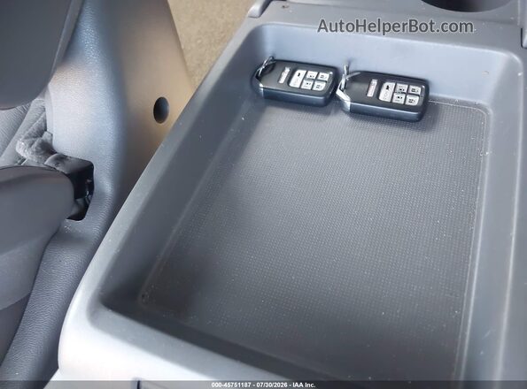 5FNRL5H6XHB000217 2017 HONDA ODYSSEY Gray Առջևի վահանակի տեսք