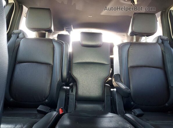 5FNRL6H09PB503110 2023 HONDA ODYSSEY White Widok tylnych siedzeń