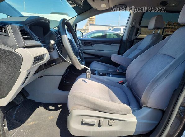 5FNRL6H50LB017338 2020 HONDA ODYSSEY Gray Front interior view