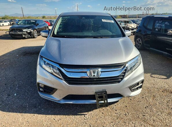 5FNRL6H56JB026168 2018 HONDA ODYSSEY Silver Դիմացի տեսք