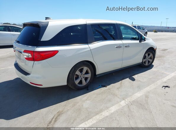5FNRL6H59JB101557 2018 HONDA ODYSSEY Белый Задняя правая четверть