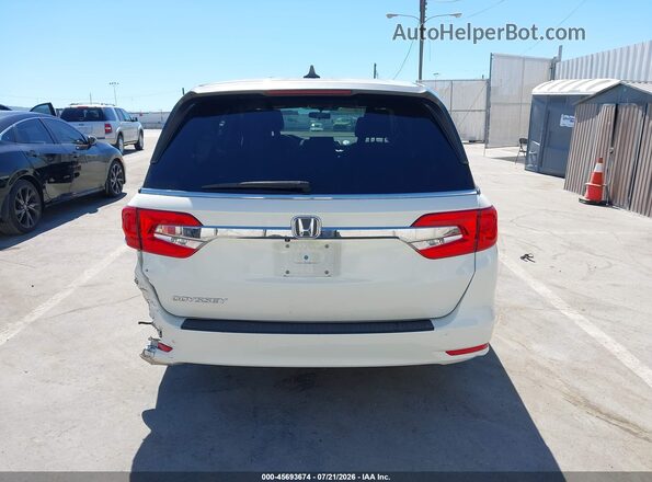 5FNRL6H59JB101557 2018 HONDA ODYSSEY Белый 