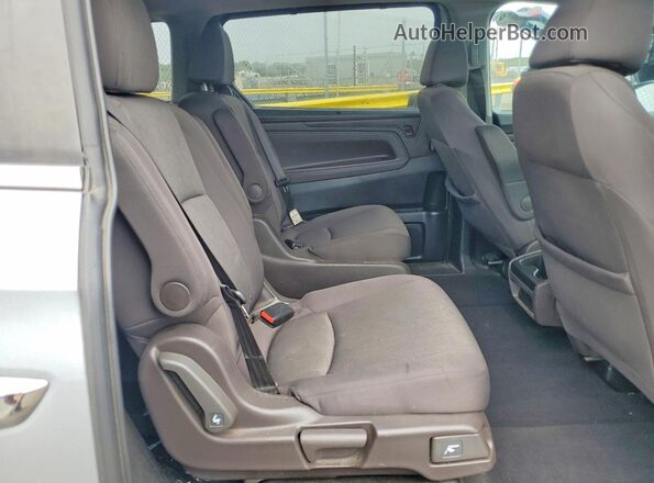 5FNRL6H5XKB085449 2019 HONDA ODYSSEY Silver Rear interior view