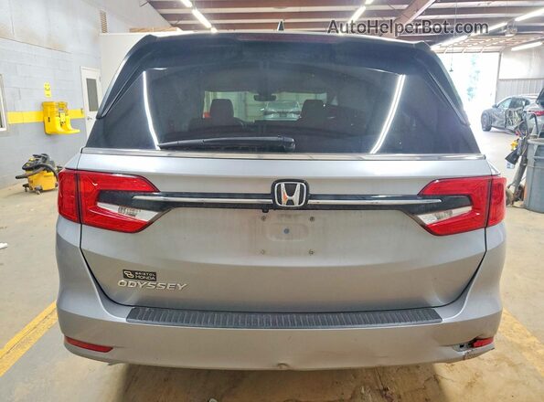 5FNRL6H60PB061466 2023 HONDA ODYSSEY Silver Widok z tyłu