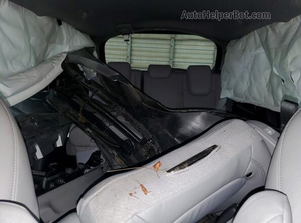 5FNRL6H60PB061466 2023 HONDA ODYSSEY Silver Widok tylnych siedzeń
