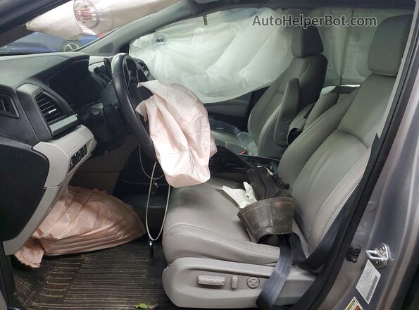 5FNRL6H60PB061466 2023 HONDA ODYSSEY Silver Widok wnętrza z przodu