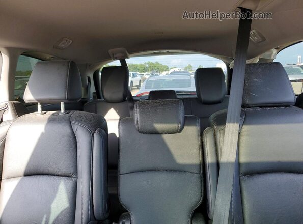 5FNRL6H60RB069540 2024 HONDA ODYSSEY White Սալոնի հետևի տեսք