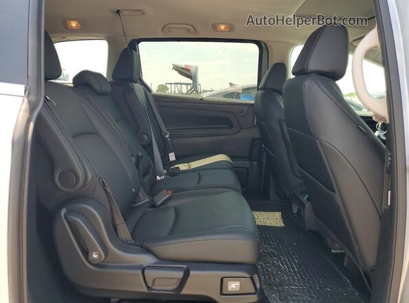 5FNRL6H60TB031698 2026 HONDA ODYSSEY Silver Vista interior trasera
