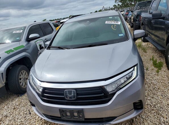5FNRL6H62PB011975 2023 HONDA ODYSSEY Silver Widok z przodu