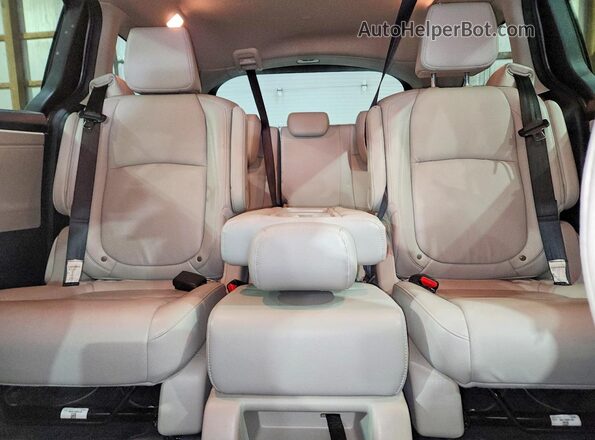 5FNRL6H62SB080142 2025 HONDA ODYSSEY Серый Вид задних сидений