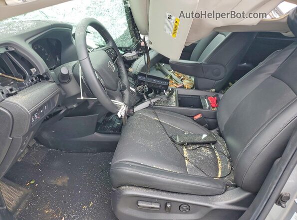 5FNRL6H63SB045609 2025 HONDA ODYSSEY Silver Widok wnętrza z przodu