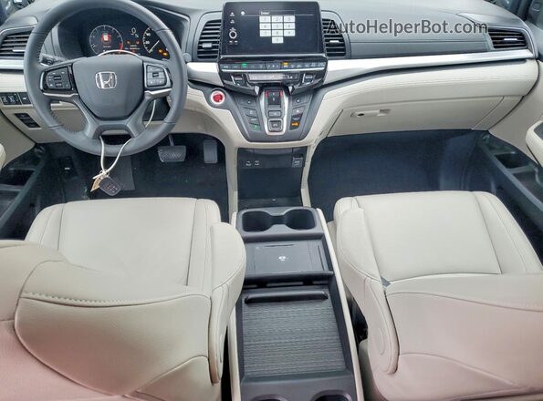 5FNRL6H63TB037673 2026 HONDA ODYSSEY Blue Առջևի վահանակի տեսք