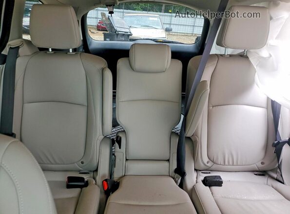 5FNRL6H64SB059941 2025 HONDA ODYSSEY White Widok wnętrza z tyłu