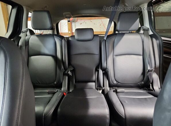 5FNRL6H64SB073998 2025 HONDA ODYSSEY Gray Widok tylnych siedzeń