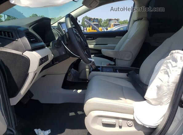 5FNRL6H65SB068843 2025 HONDA ODYSSEY Silver Widok wnętrza z przodu