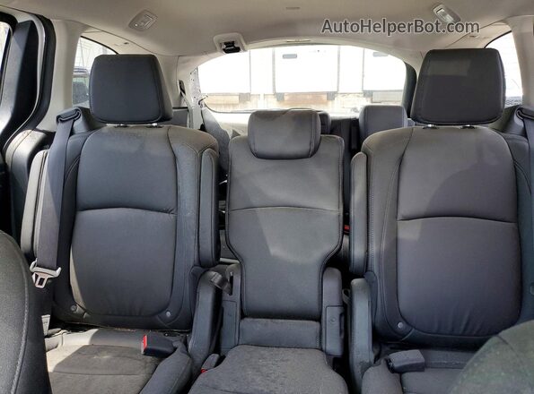 5FNRL6H65TB007249 2026 HONDA ODYSSEY White Հետևի նստատեղերի տեսք