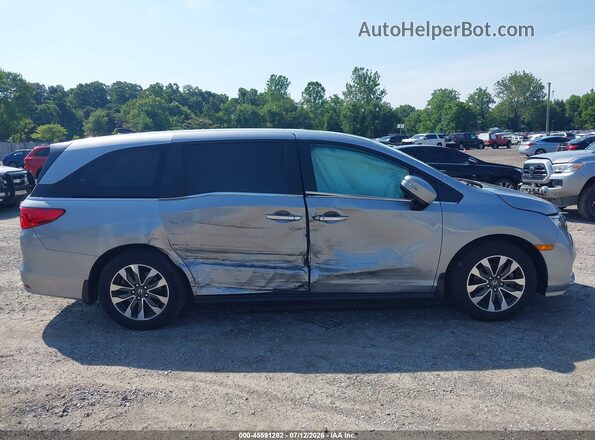 5FNRL6H66RB009925 2024 HONDA ODYSSEY Silver Rear interior view