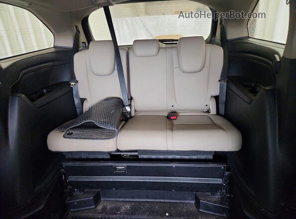 5FNRL6H68RB068894 2024 HONDA ODYSSEY White უკანა სავარძლების ხედი