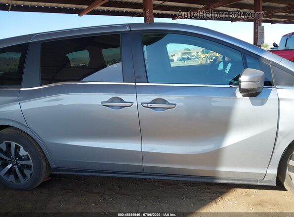 5FNRL6H68TB058115 2026 HONDA ODYSSEY Серебряный Вид задней части салона