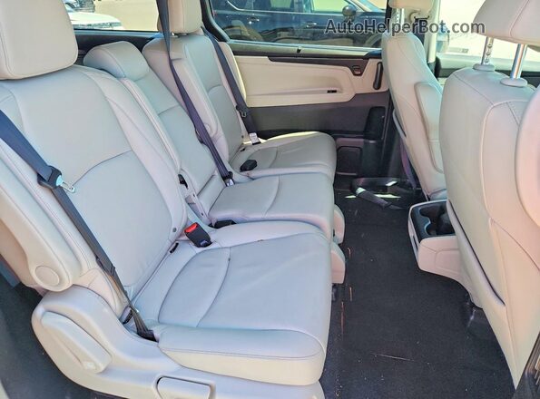 5FNRL6H69SB071048 2025 HONDA ODYSSEY Silver უკანა სალონის ხედი