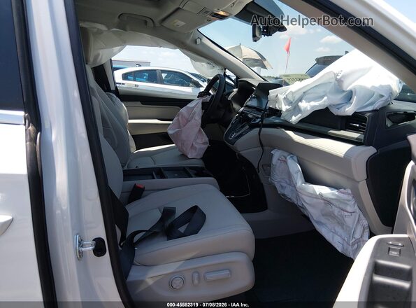 5FNRL6H69TB023504 2026 HONDA ODYSSEY White Widok wnętrza z przodu