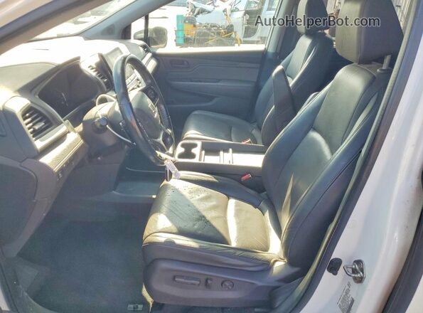 5FNRL6H70KB090337 2019 HONDA ODYSSEY White Вид салону спереду