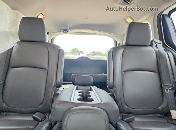 5FNRL6H71JB085937 2018 HONDA ODYSSEY White უკანა სავარძლების ხედი