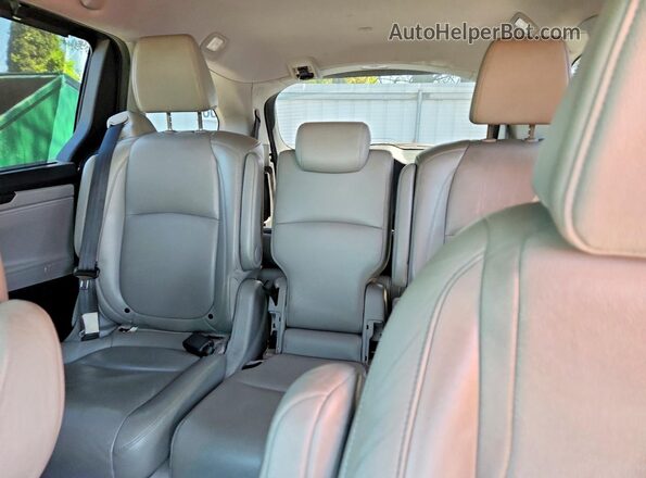 5FNRL6H71KB109428 2019 HONDA ODYSSEY Blue Հետևի նստատեղերի տեսք