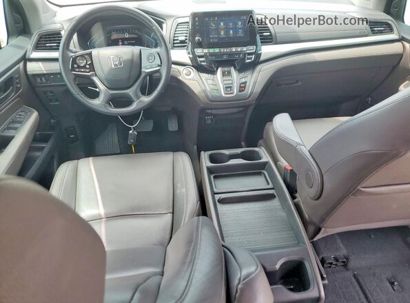 5FNRL6H72JB097885 2018 HONDA ODYSSEY Black Dashboard view