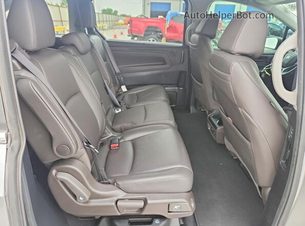 5FNRL6H72KB035839 2019 HONDA ODYSSEY Silver Vista interior trasera