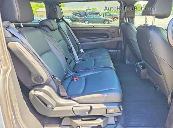 5FNRL6H72TB044672 2026 HONDA ODYSSEY Синий Вид задней части салона