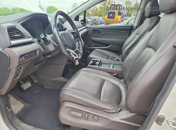 5FNRL6H73JB035007 2018 HONDA ODYSSEY White Vista interior delantera