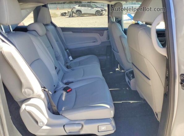 5FNRL6H73LB072366 2020 HONDA ODYSSEY Silver Սալոնի հետևի տեսք