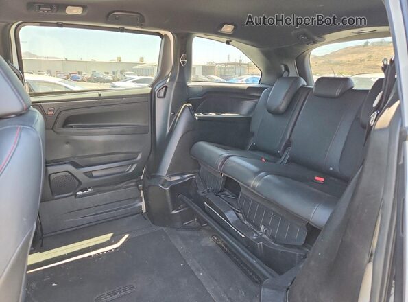 5FNRL6H73PB012190 2023 HONDA ODYSSEY White Rear interior view