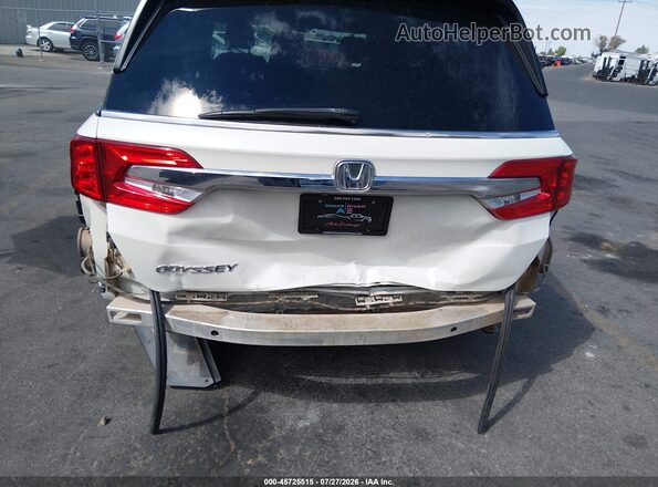 5FNRL6H74JB005501 2018 HONDA ODYSSEY White Вид спереду
