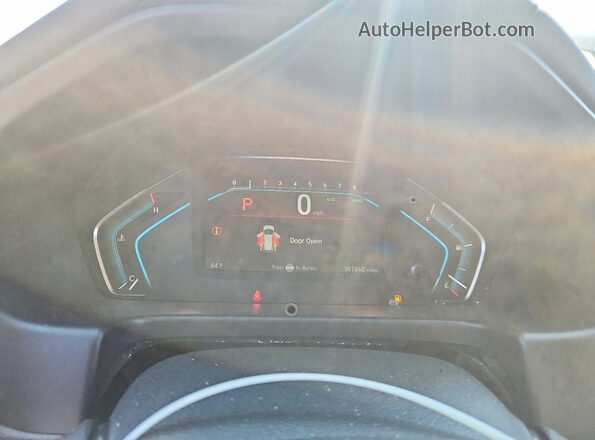 5FNRL6H74JB065973 2018 HONDA ODYSSEY Silver Instrument cluster view