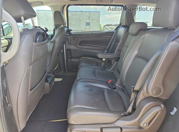 5FNRL6H75JB099369 2018 HONDA ODYSSEY White Вид задньої частини салону