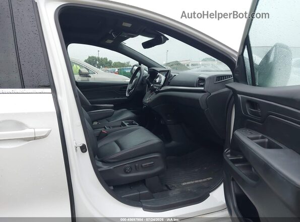 5FNRL6H75PB003524 2023 HONDA ODYSSEY White Vista interior delantera