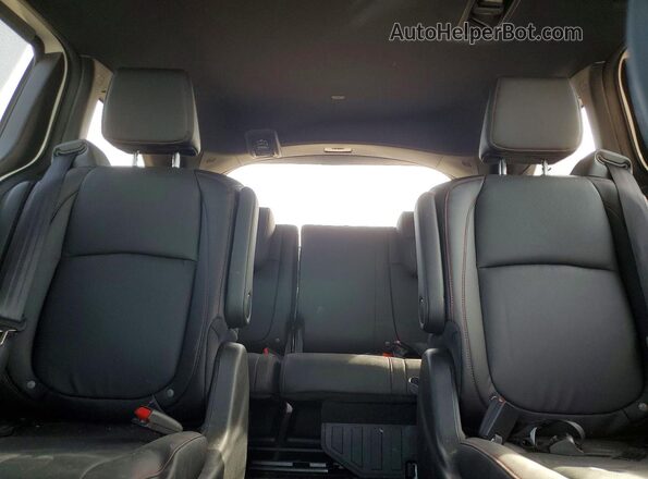 5FNRL6H75TB501538 2026 HONDA ODYSSEY White უკანა სავარძლების ხედი